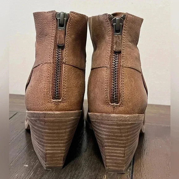 Eileen Fisher Tag Ankle Boots Womens size 7.5 - Picture 6 of 9